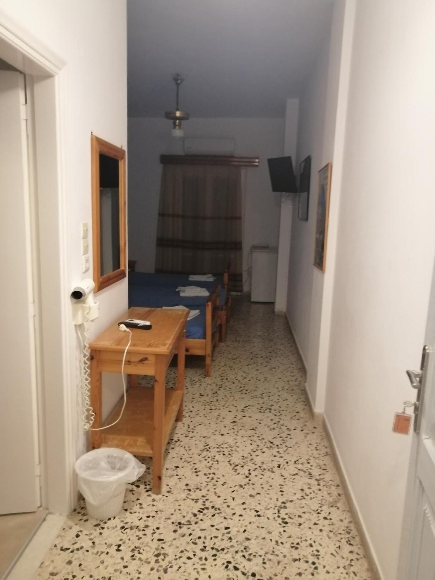 Dilino Hotel Kamári Kamer foto